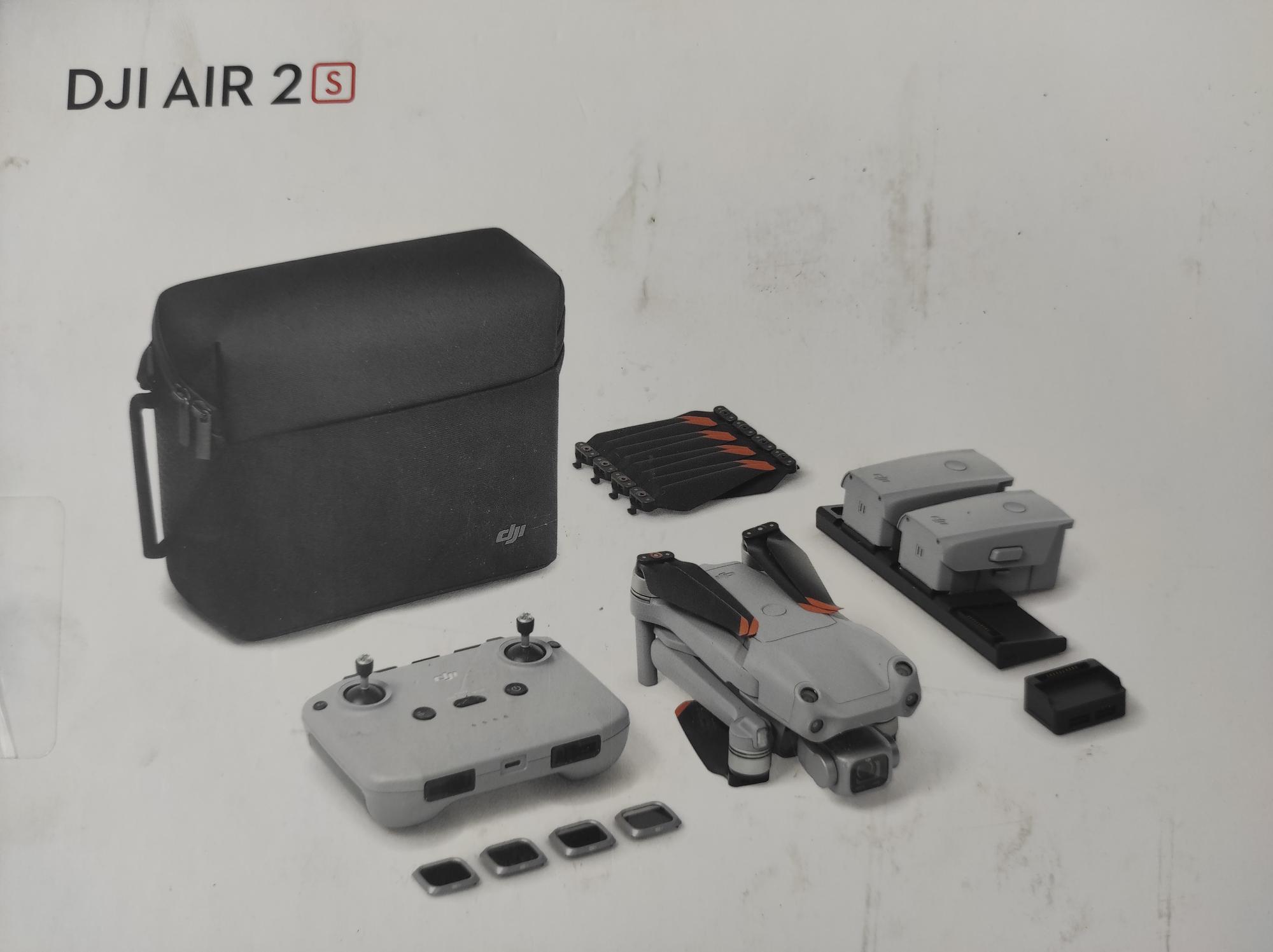 DJI AIR 2S Fly More Combo